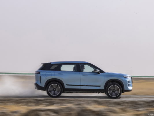 Energy Vehicle 2024 Chery Exploration 06 C-DM1.5T Hybrid PHEV SUV Ride-On EV Passenger Car