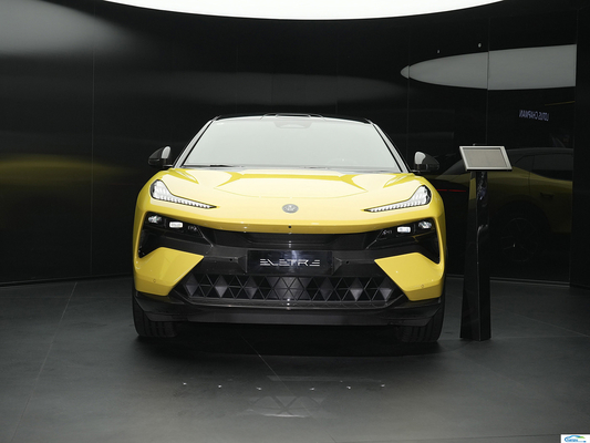 2024 Retail Ride-On EV Car Lotus Emeya R Energy Vehicle for in 's Automobile Market