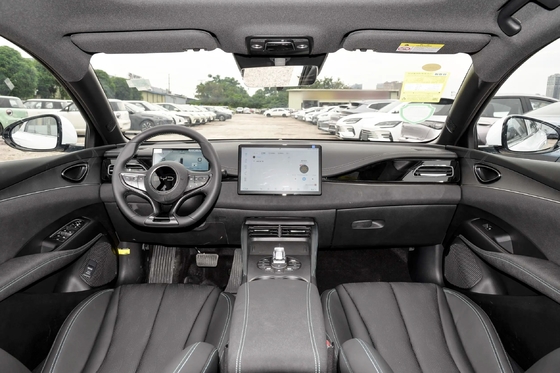 Green Energy PHEV Sedan Byd 06Dm-I-2024 Model with 5 Seating Capacity and 120Km Range