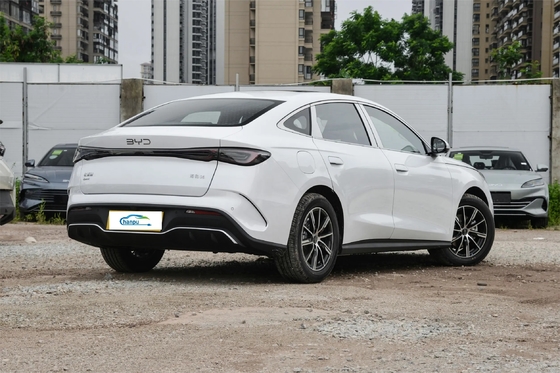 Green Energy PHEV Sedan Byd 06Dm-I-2024 Model with 5 Seating Capacity and 120Km Range