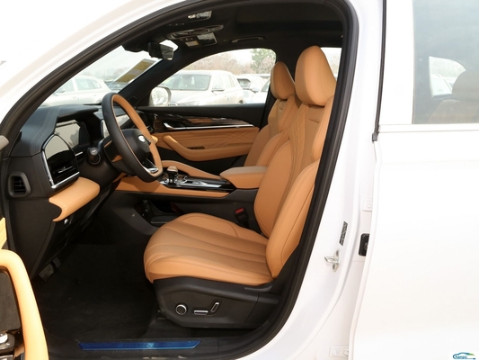 Geely Xingyue L Zhiqing Take Advantage of Tax Incentives for a Compact and Hybrid Car