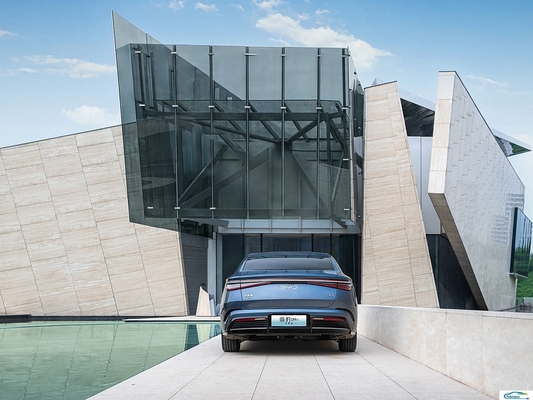 Medium Glory Version Dm-I 121Km Elite Type Sedan with Suspension Steering System by BYD