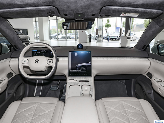 Customized Professional Et7-2024 75Kwh Executive Version Electric Ride-On Car for Nio