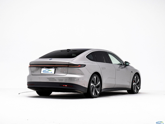 Medium and Large Sedan Custom Et7-2024 100Kwh Executive Version Electric Vehicles For Nio