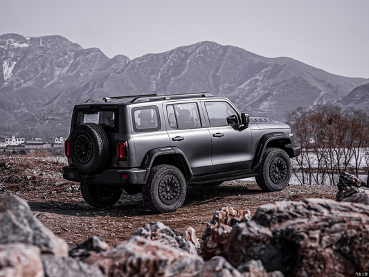 2024 Great Wall Tank 300 Strong Off-Road SUV Fuel Your Off-Road Adventures with Style