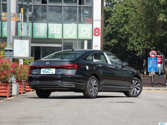 2023 Volkswagen Passat Phev SUV The Perfect Combination of Performance and Efficiency