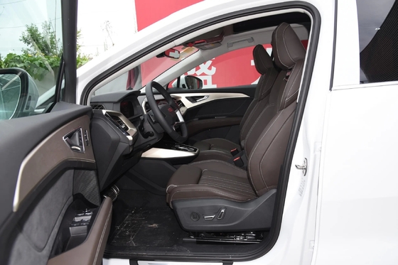SUV City Ride-On Car Q5 E-Tron-50 E-Tron Quattro Shining Brocade Suit Electric Vehicle