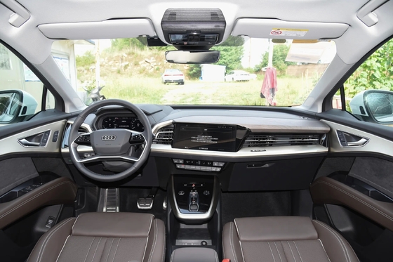 SUV City Ride-On Car Q5 E-Tron-50 E-Tron Quattro Shining Brocade Suit Electric Vehicle