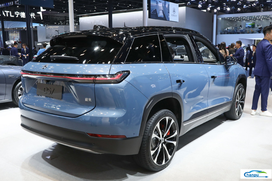 Es7-2024 100Kwh Electric Car for Nio The Perfect Combination of Comfort and Efficiency