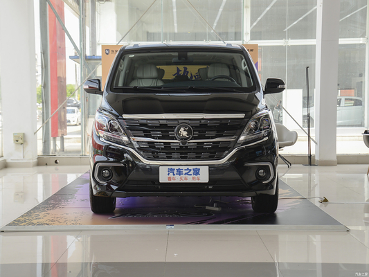 LED Headlights and Automatic Gearbox Dongfeng Fengxing Forthing M7 4-Door 7 Seat MPV