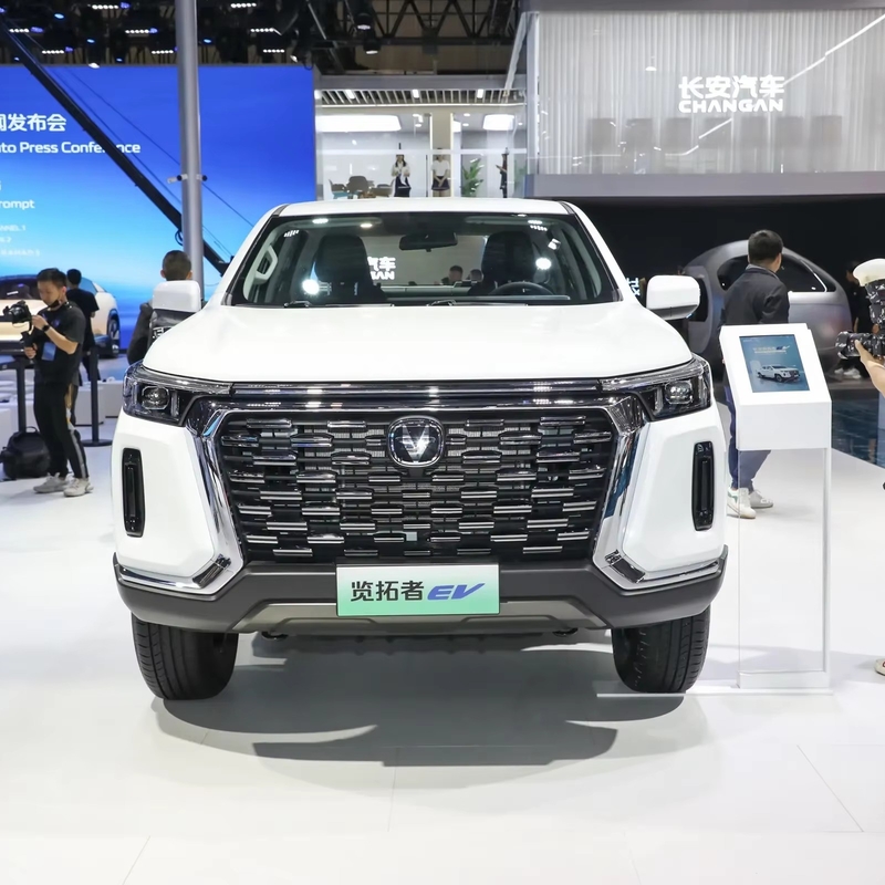 Changan Lantuozhe Mini Pickup EV The 405KM Ride-On Electrical EV for Energy Vehicles